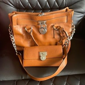 Micheal Kors Bag with wallet